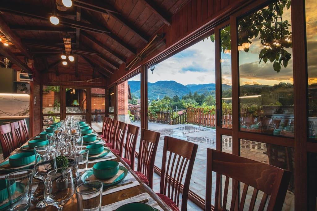 Duvaro Guesthouse Raduil Exterior photo
