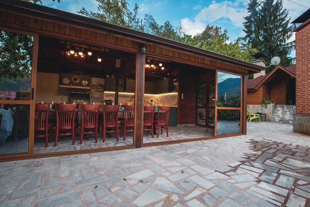 Duvaro Guesthouse Raduil Exterior photo